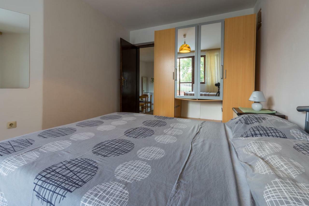 Apartment Dom Jadranovo Exterior photo